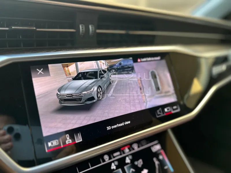 2023 اودي اي 7 55 تي اف اس اي