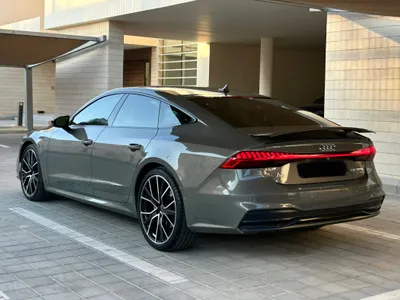 2023 اودي اي 7 55 تي اف اس اي