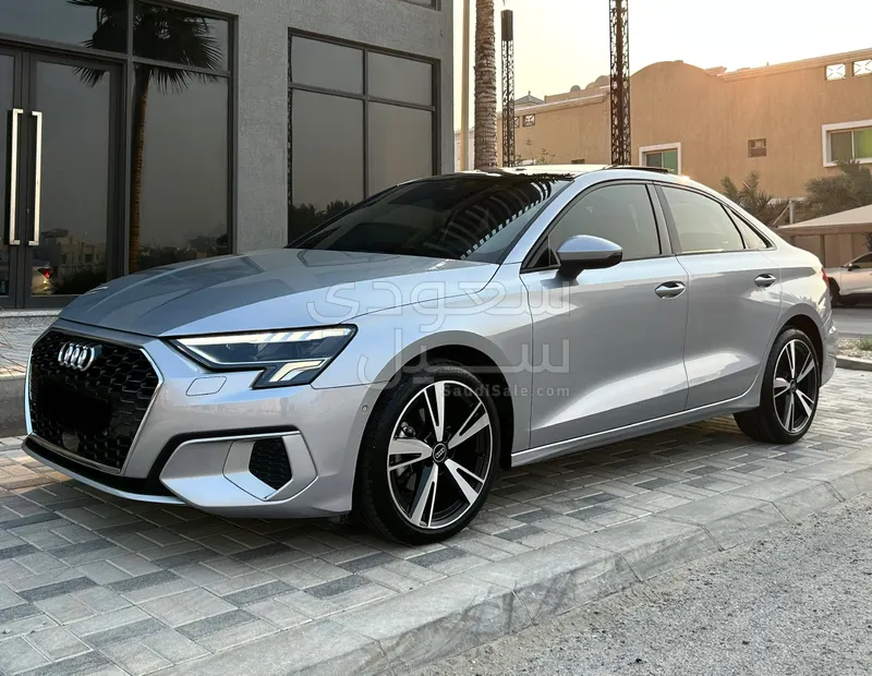 2023 اودي اي 3 30 تي اف اس اي