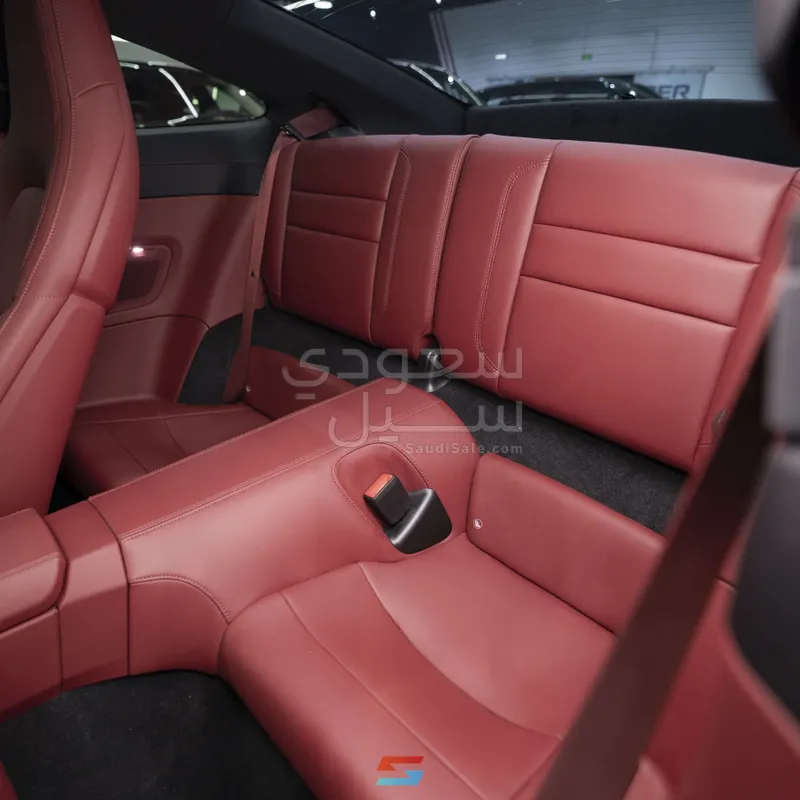 2024 بورش 911 كاريرا اس