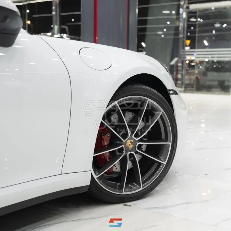 2024 بورش 911 كاريرا اس