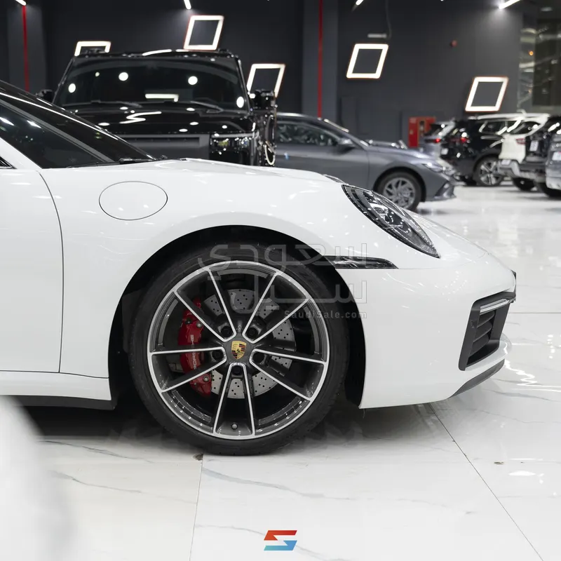 2024 بورش 911 كاريرا اس