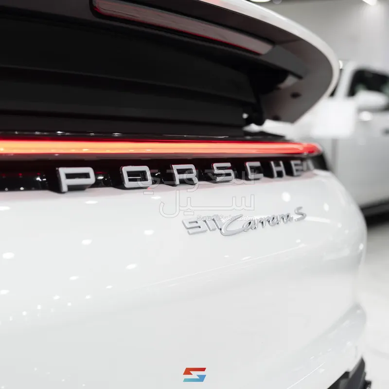 2024 بورش 911 كاريرا اس