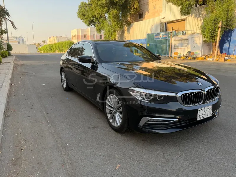 2019 بي ام دبليو الفئة الخامسة 520 أي