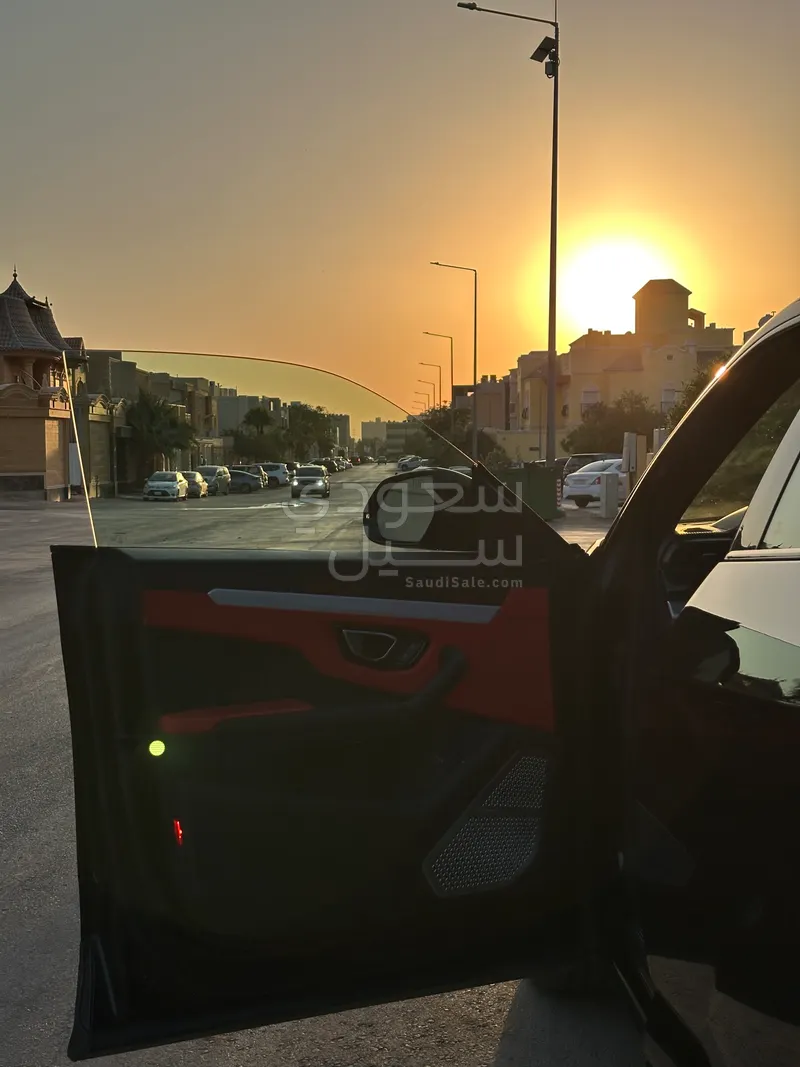 2020 لمبرجيني اوروس