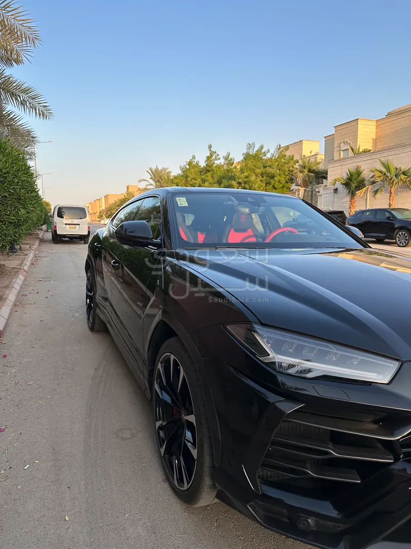 2020 لمبرجيني اوروس