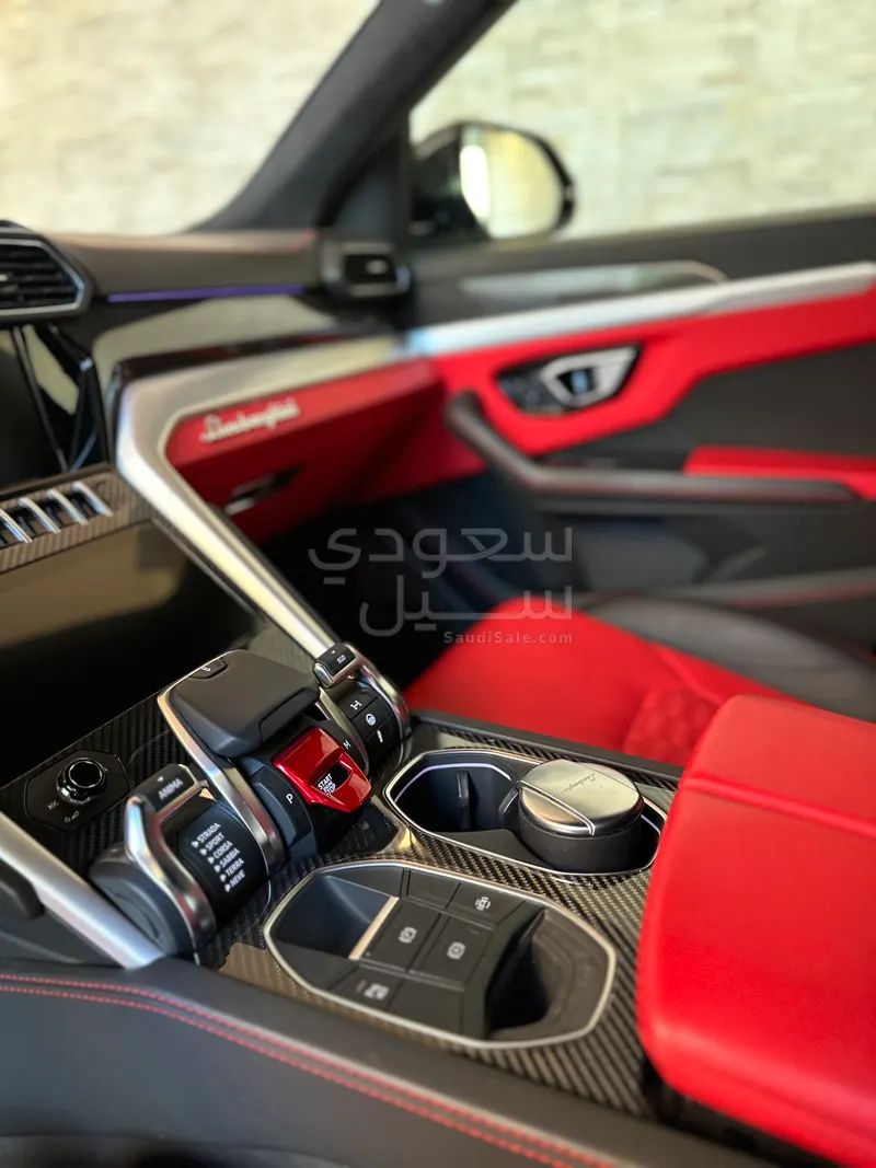 2020 لمبرجيني اوروس