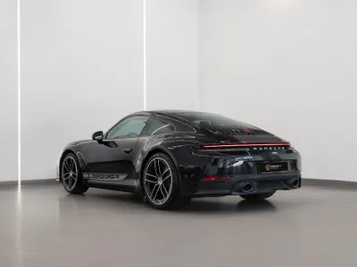 2025 بورش 911 كاريرا