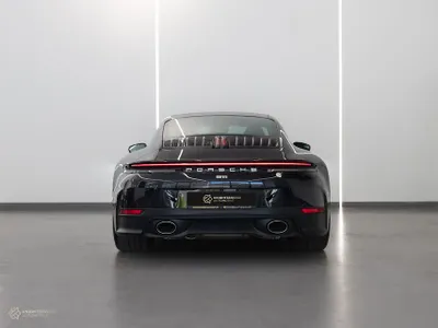 2025 بورش 911 كاريرا