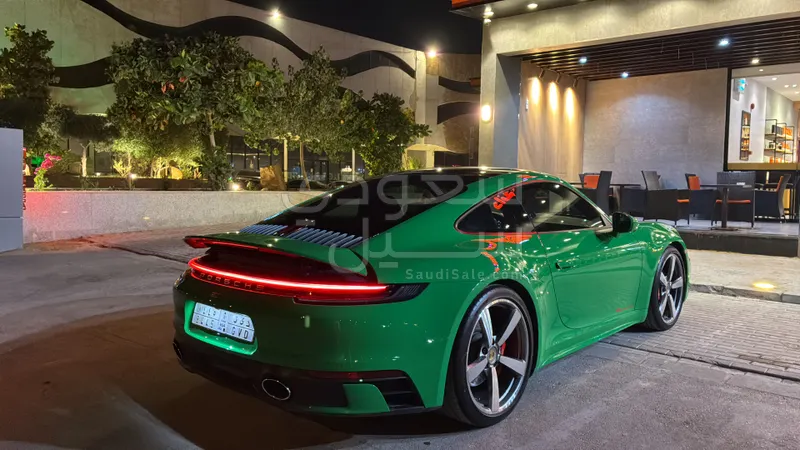 2021 بورش 911 كاريرا اس