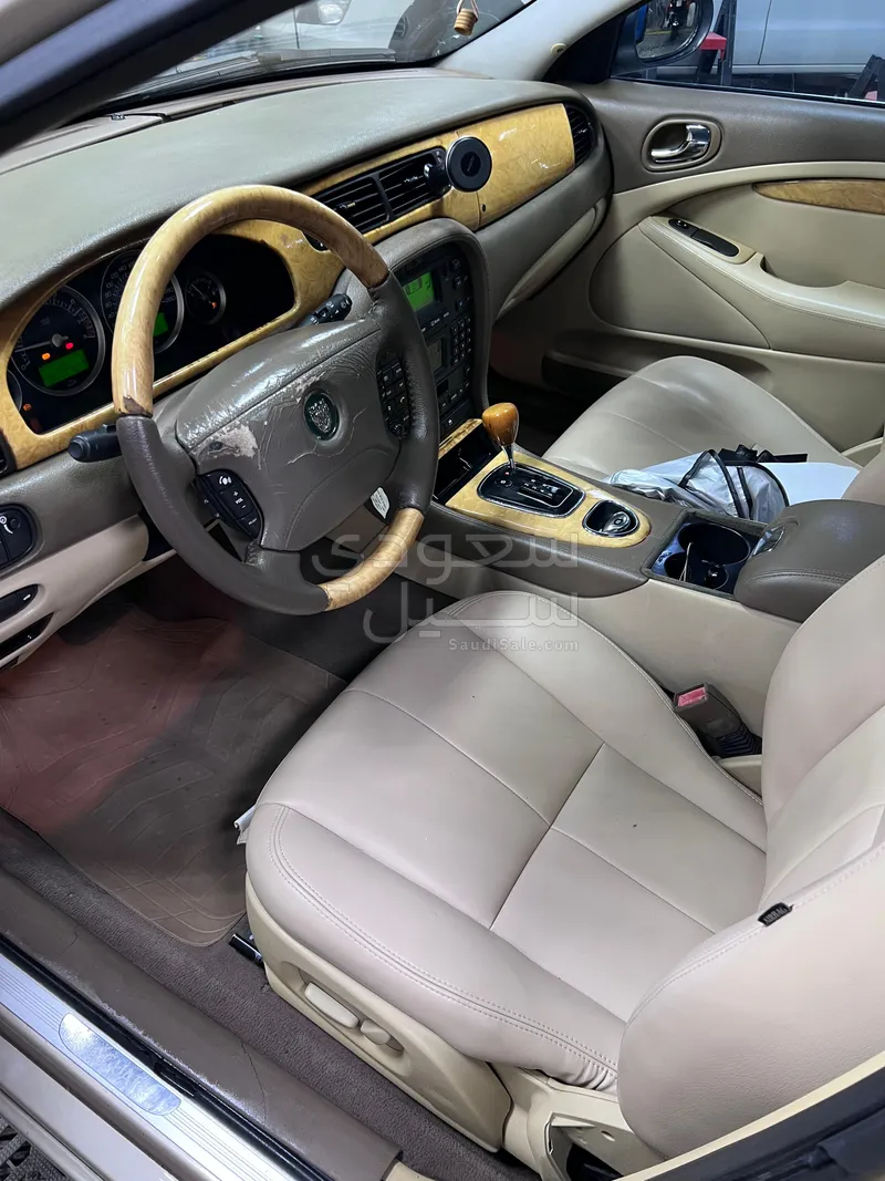 2005 جاكوار اكس-تايب