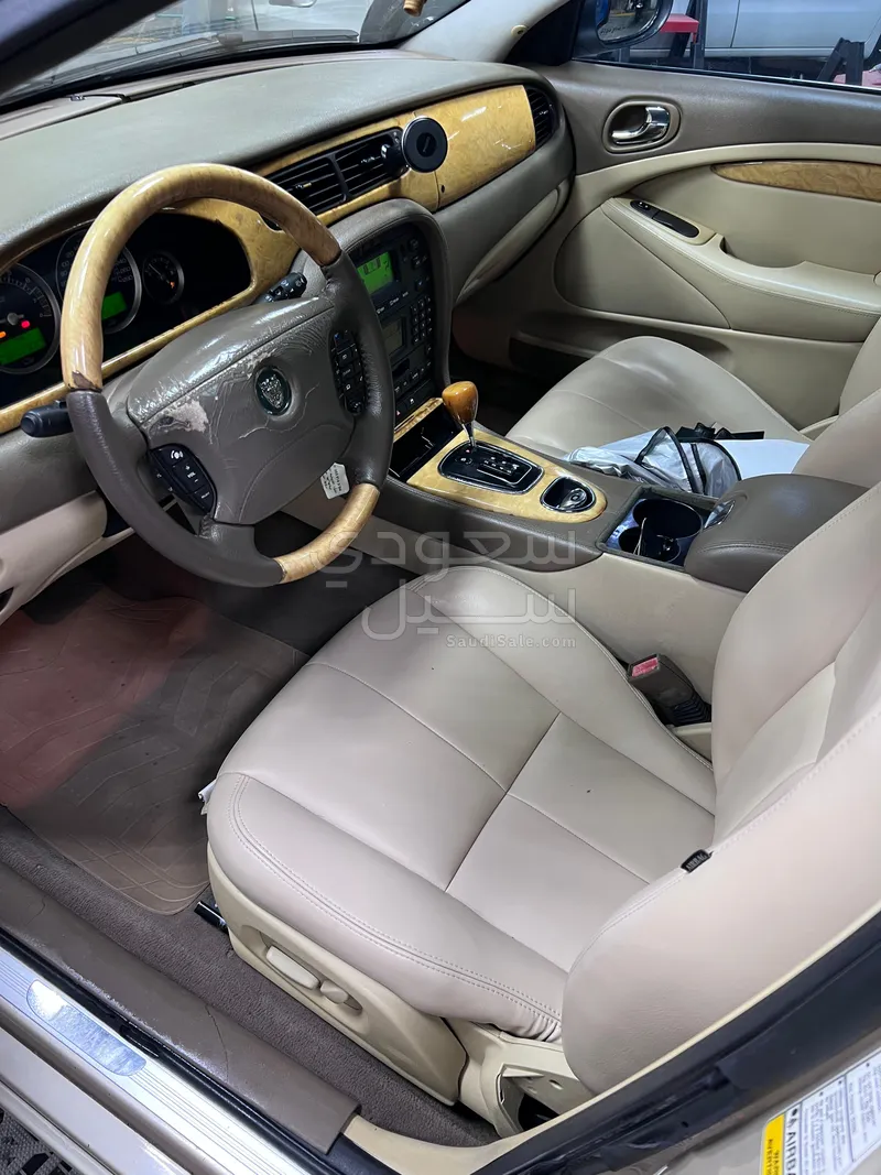 2005 جاكوار اكس-تايب