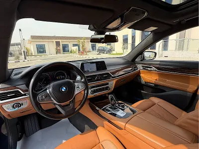 2016 بي ام دبليو الفئة السابعة 750 إل أي