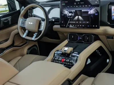 2025 بي واي دي ليوبارد 8