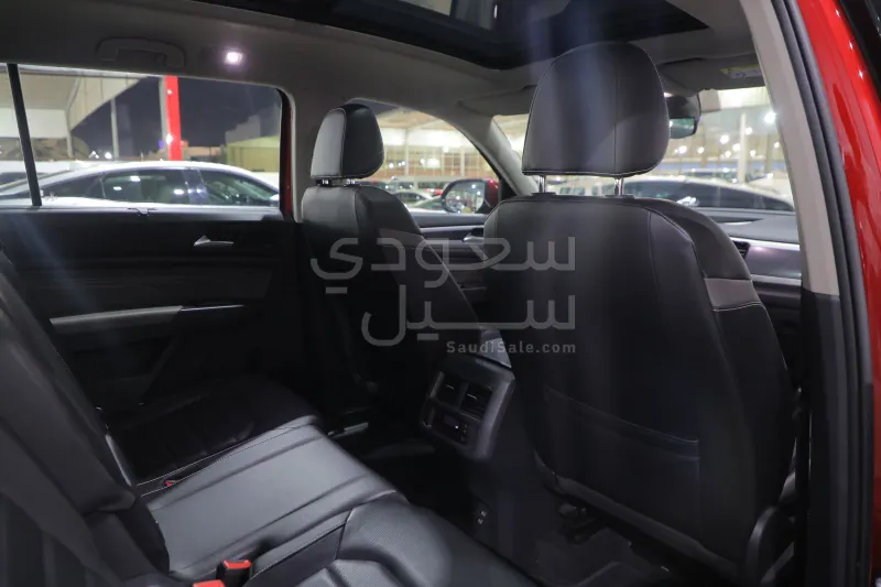 2021 فولكس واجن تيرامونت ار لاين