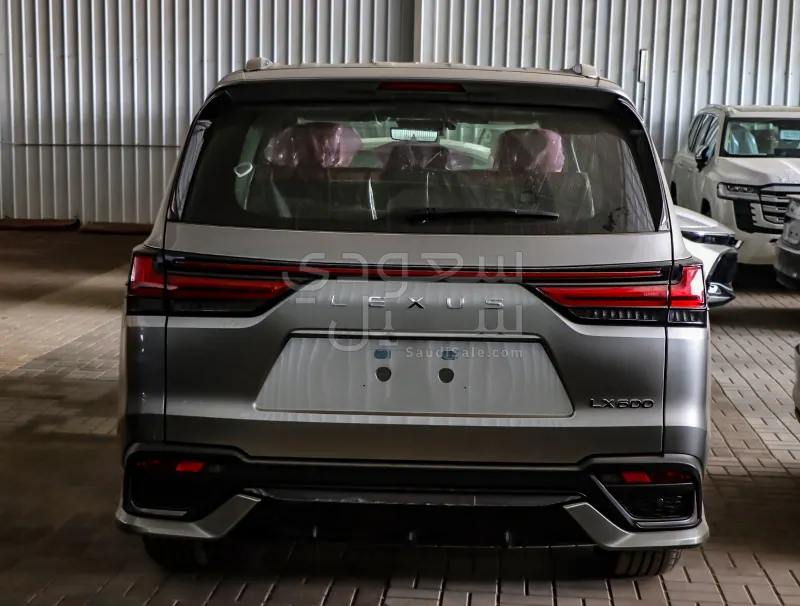 2025 Lexus LX 600 F