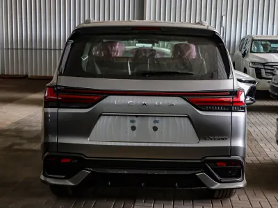 2025 Lexus LX 600 F