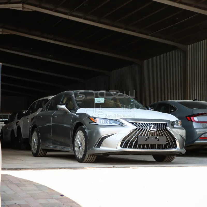 2025 Lexus ES 350