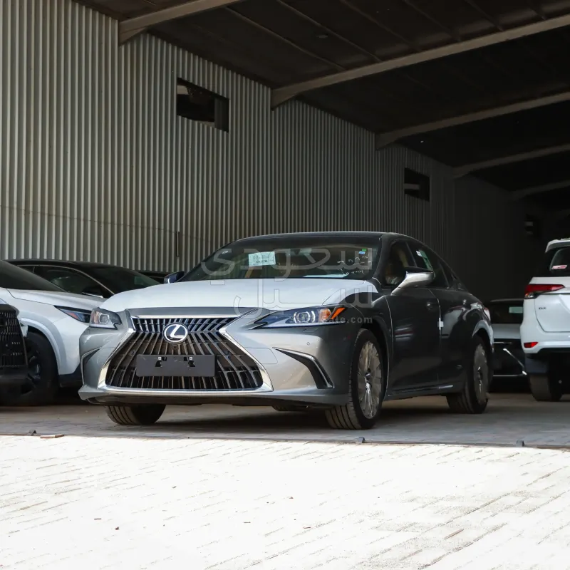 2025 Lexus ES 350