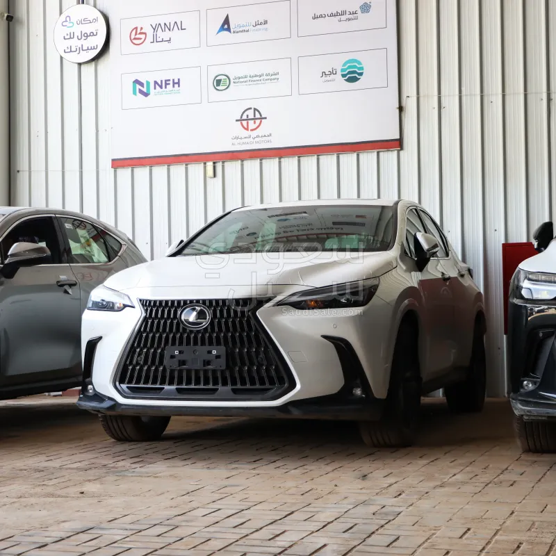 2025 Lexus NX 350
