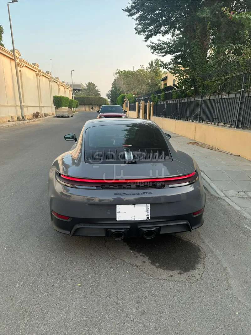 2025 بورش 911 كاريرا جي تي اس