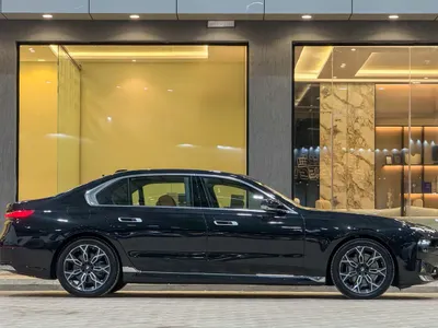 2026 بي ام دبليو الفئة السابعة 735أي