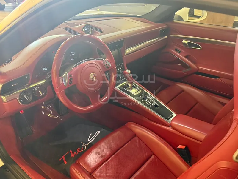 2014 بورش 911 كاريرا 4 اس