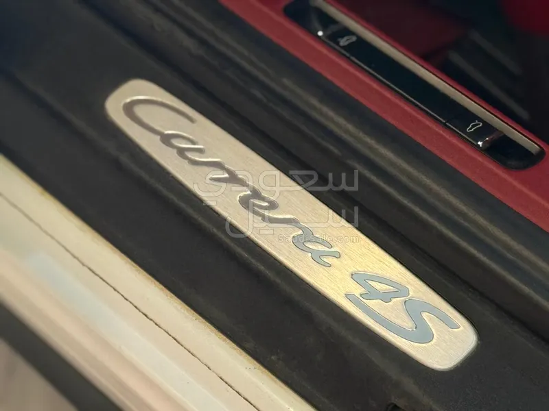 2014 بورش 911 كاريرا 4 اس