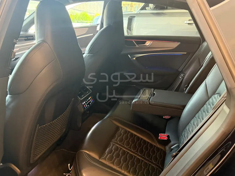 2023 اودي ار اس 7