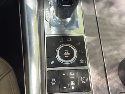 2014 لاند روفر رينج روفر سبورت اتش اس اي