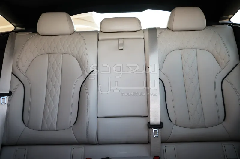 2020 بي ام دبليو الفئة اكس 6 إم كت