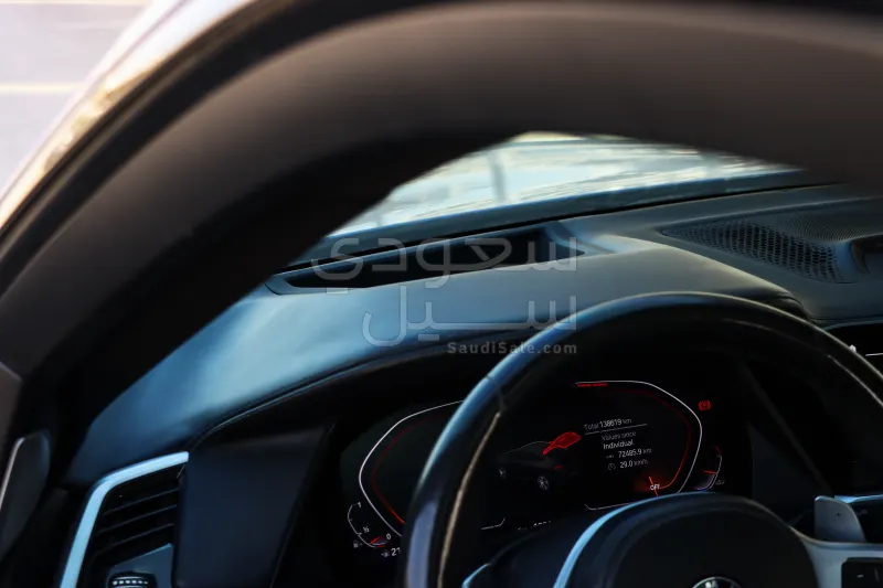 2020 بي ام دبليو الفئة اكس 6 إم كت