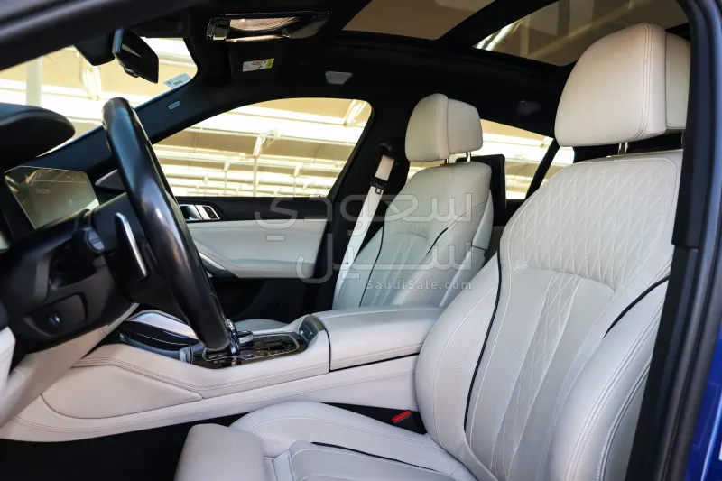 2020 بي ام دبليو الفئة اكس 6 إم كت