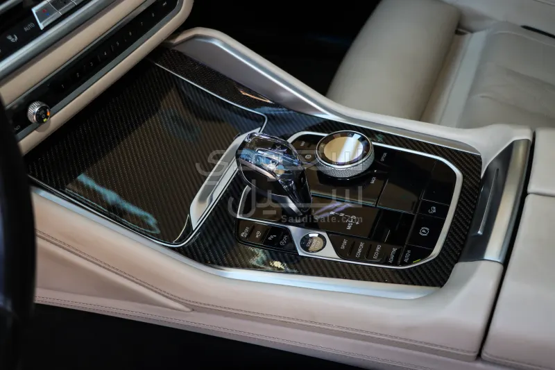 2020 بي ام دبليو الفئة اكس 6 إم كت