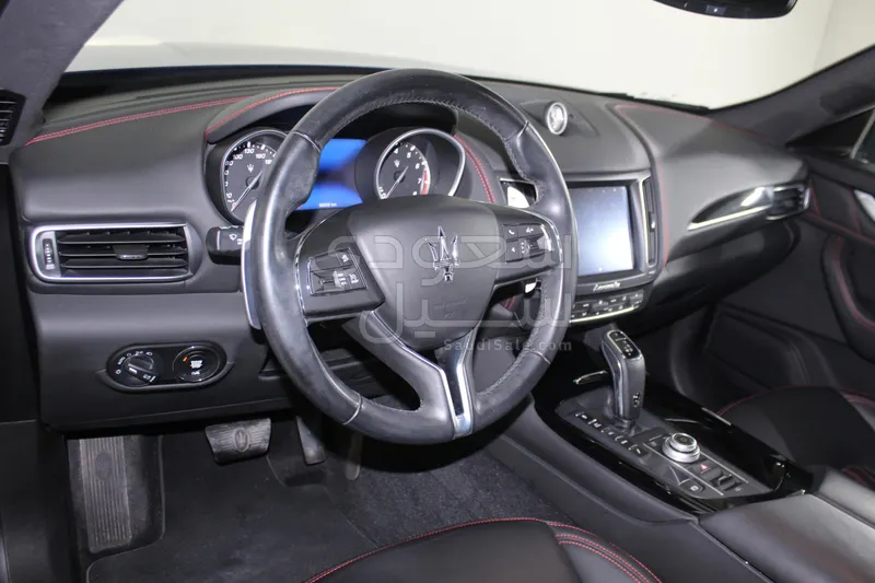 2020 مازيراتي ليفانتي مودينا