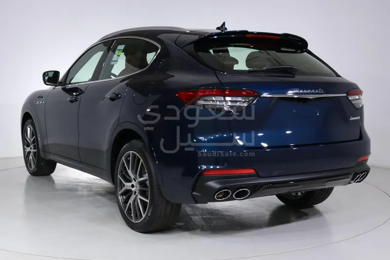 2022 مازيراتي ليفانتي مودينا