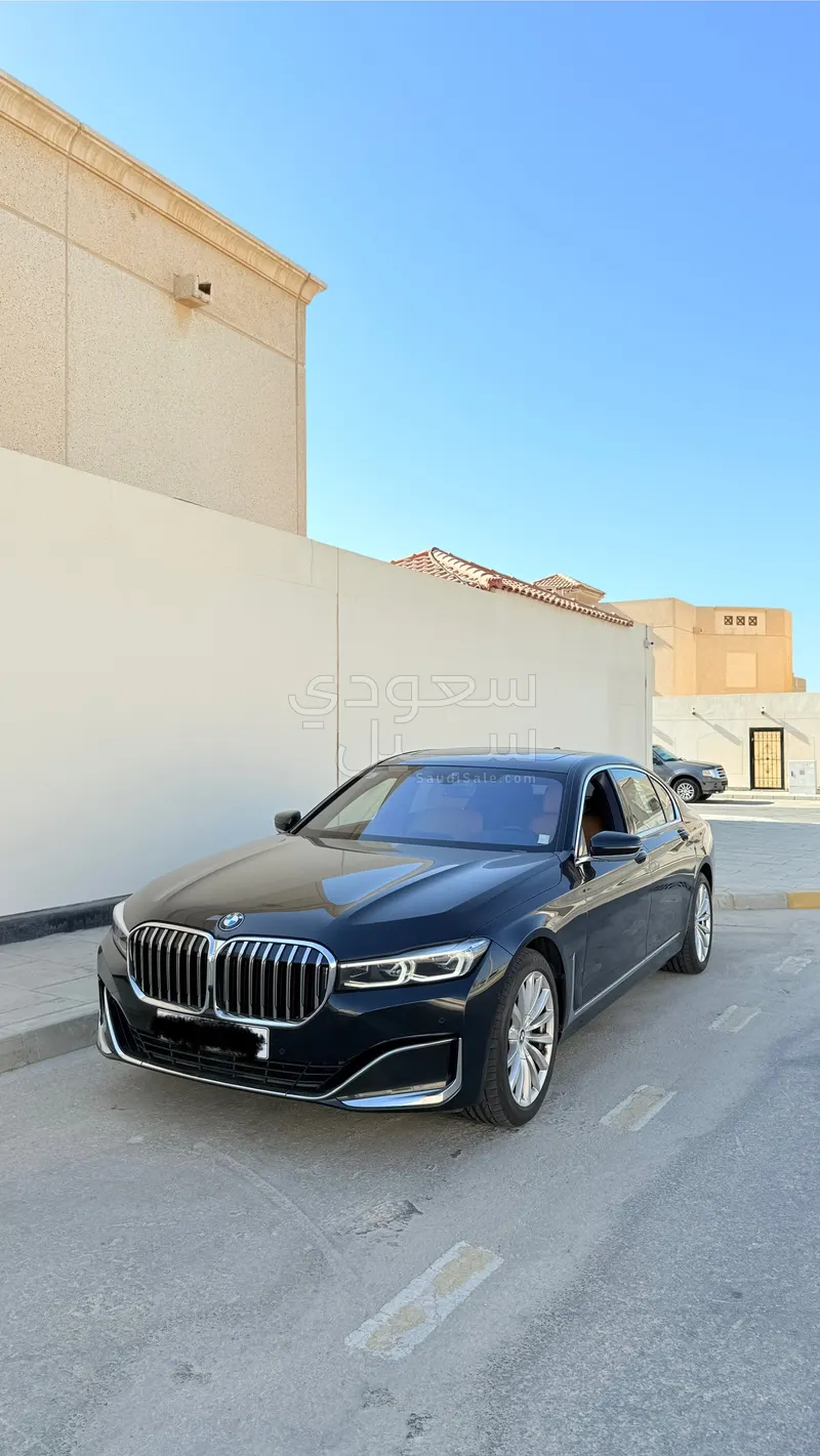 2022 بي ام دبليو الفئة السابعة 730 إل أي