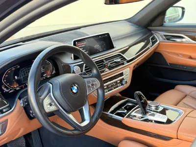 2022 بي ام دبليو الفئة السابعة 730 إل أي