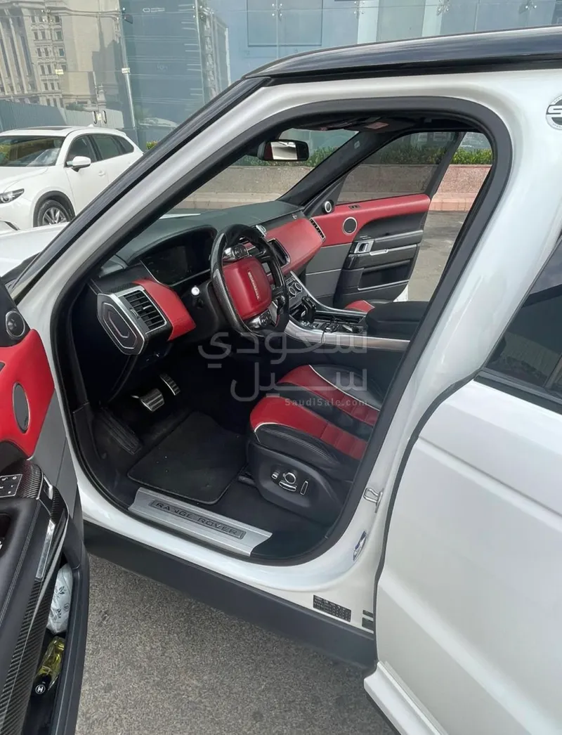 2016 لاند روفر رينج روفر سبورت اس في ار