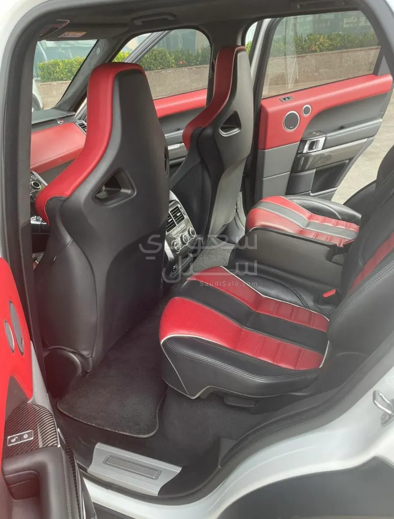 2016 لاند روفر رينج روفر سبورت اس في ار