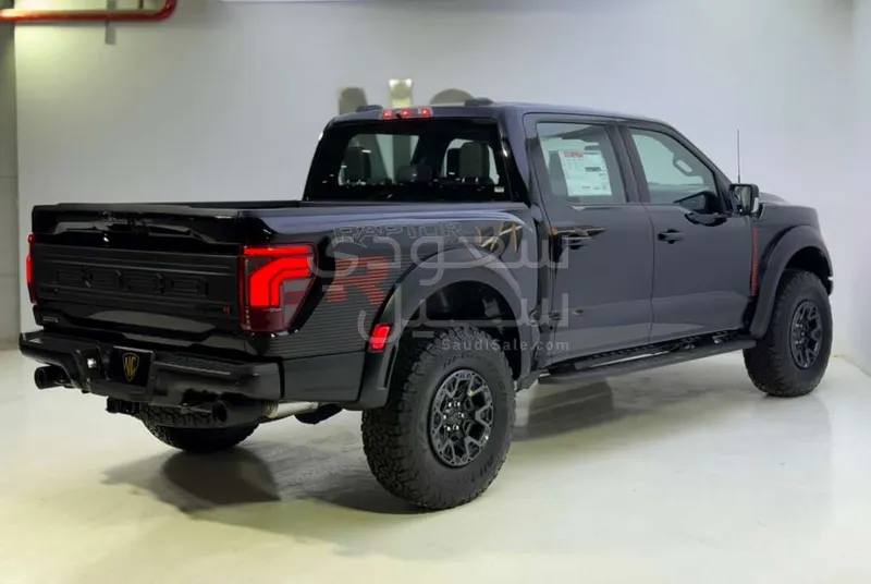 2025 فورد اف 150 رابتور ار