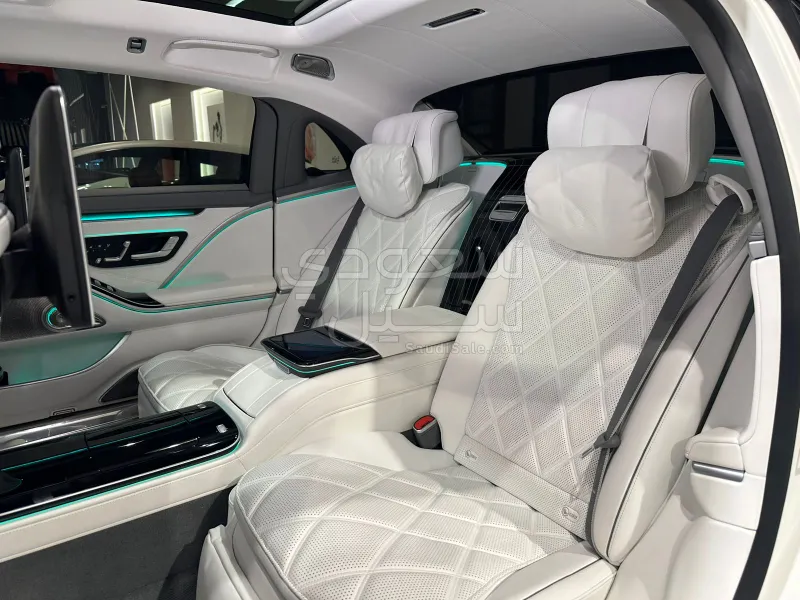 2022 مرسيدس - بنز إس 580 مايباخ