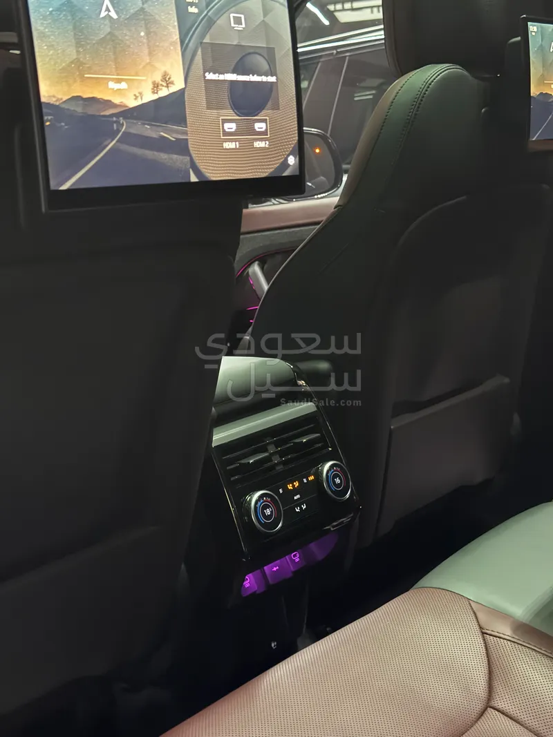 2023 لاند روفر رينج روفر سبورت اتش اس اي