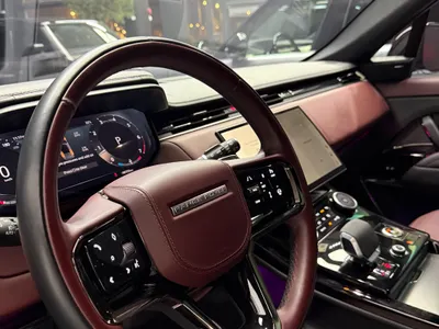 2023 لاند روفر رينج روفر سبورت اتش اس اي