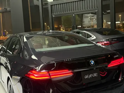 2024 بي ام دبليو الفئة الخامسة 520 أي إم كت