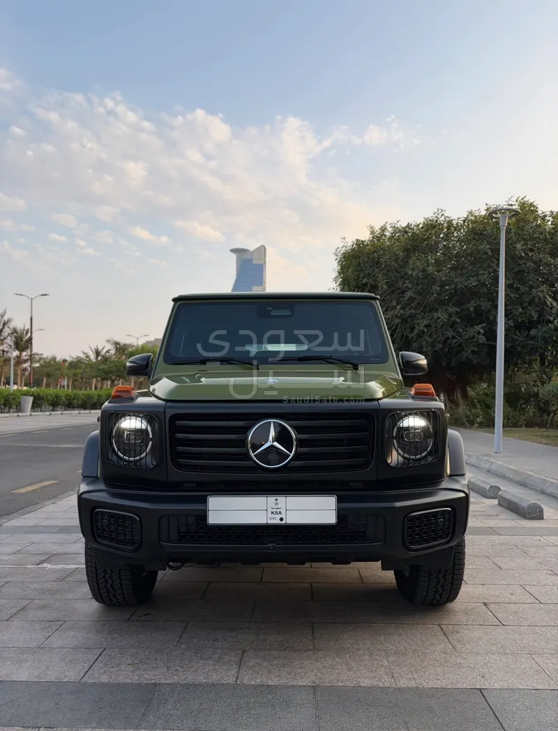 2025 مرسيدس - بنز جي 500