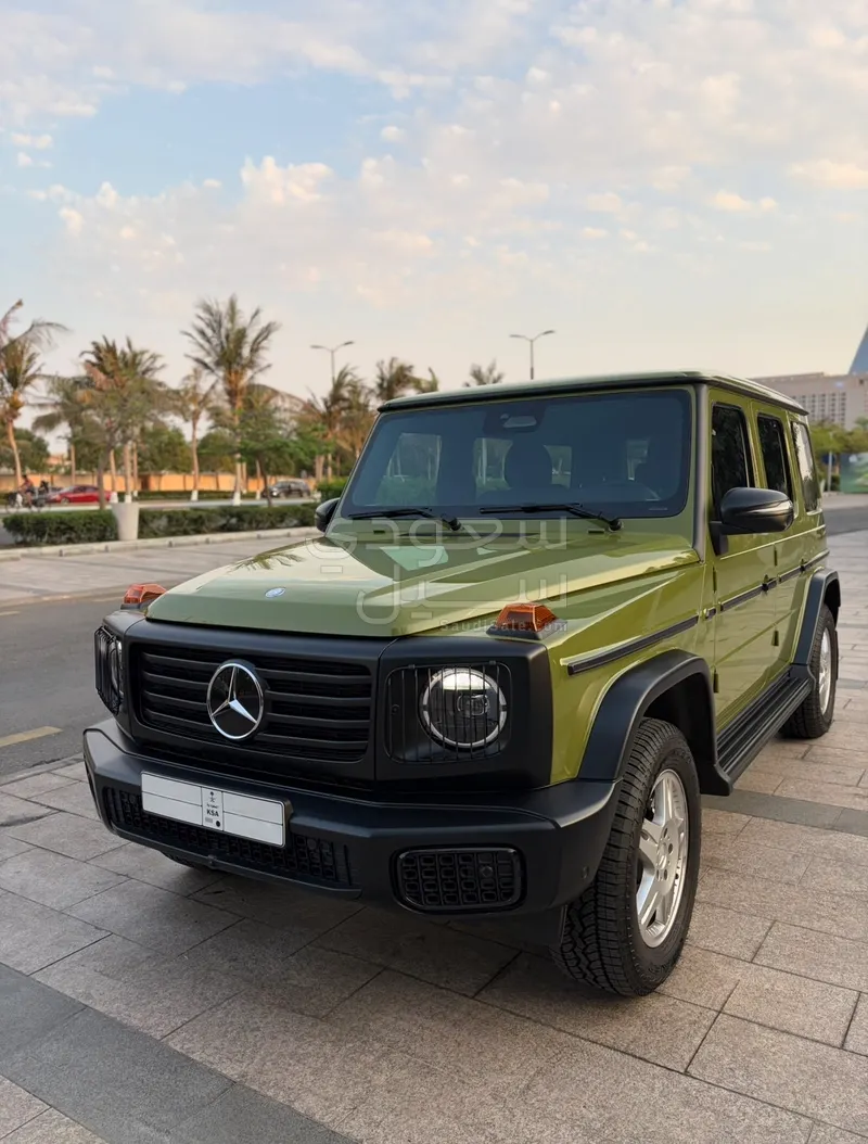 2025 مرسيدس - بنز جي 500