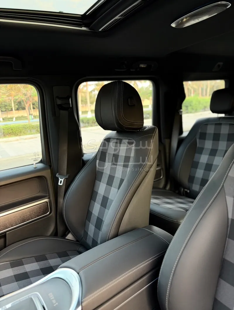 2025 مرسيدس - بنز جي 500