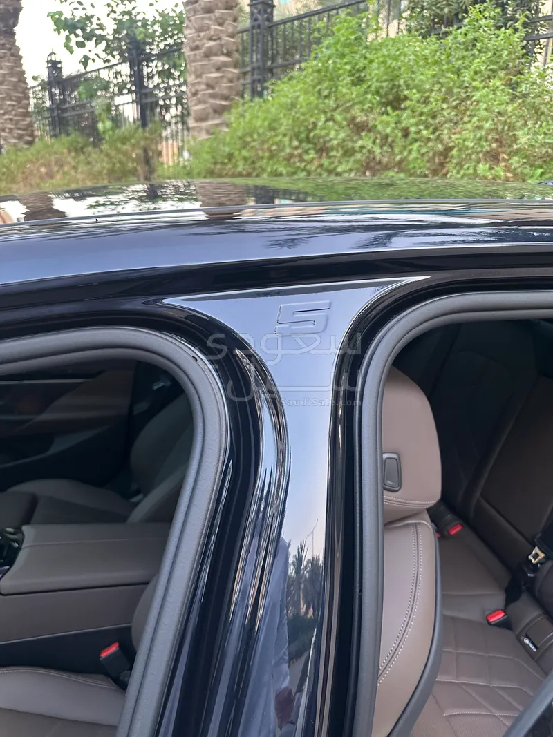 2024 بي ام دبليو الفئة الخامسة 520 أي