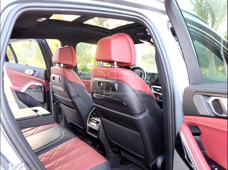 2024 بي ام دبليو الفئة اكس 6 إم كت